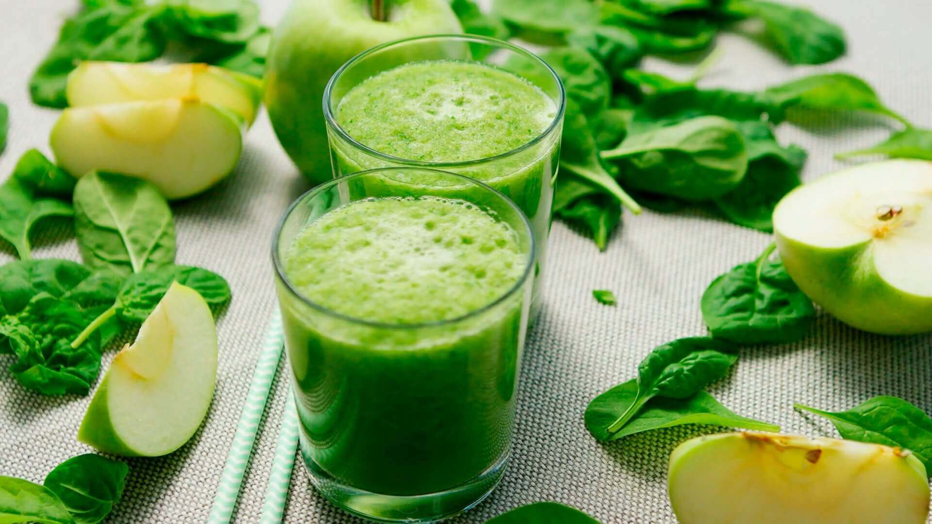 13 Best Kale Smoothies For Weight Loss You Have To Try! - Above and Beyond  Gardening